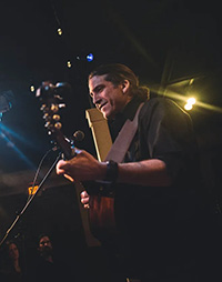 Performer pic